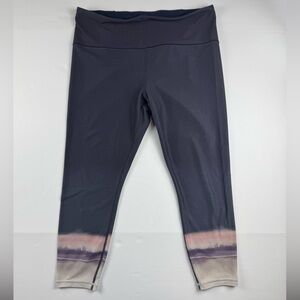 Athleta Elation 7/8 Tight Leggings in deep purple size XL